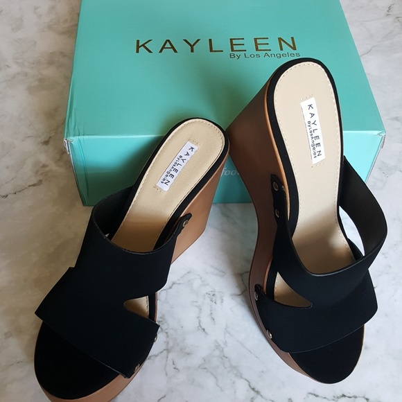 LAST 1! HOST PICK!🎉 Black Faux Suede Wedges - Picture 6 of 7